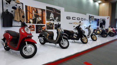 Perbedaan Tipe Honda Scoopy Sporty, Fashion, Stylish, dan Prestige